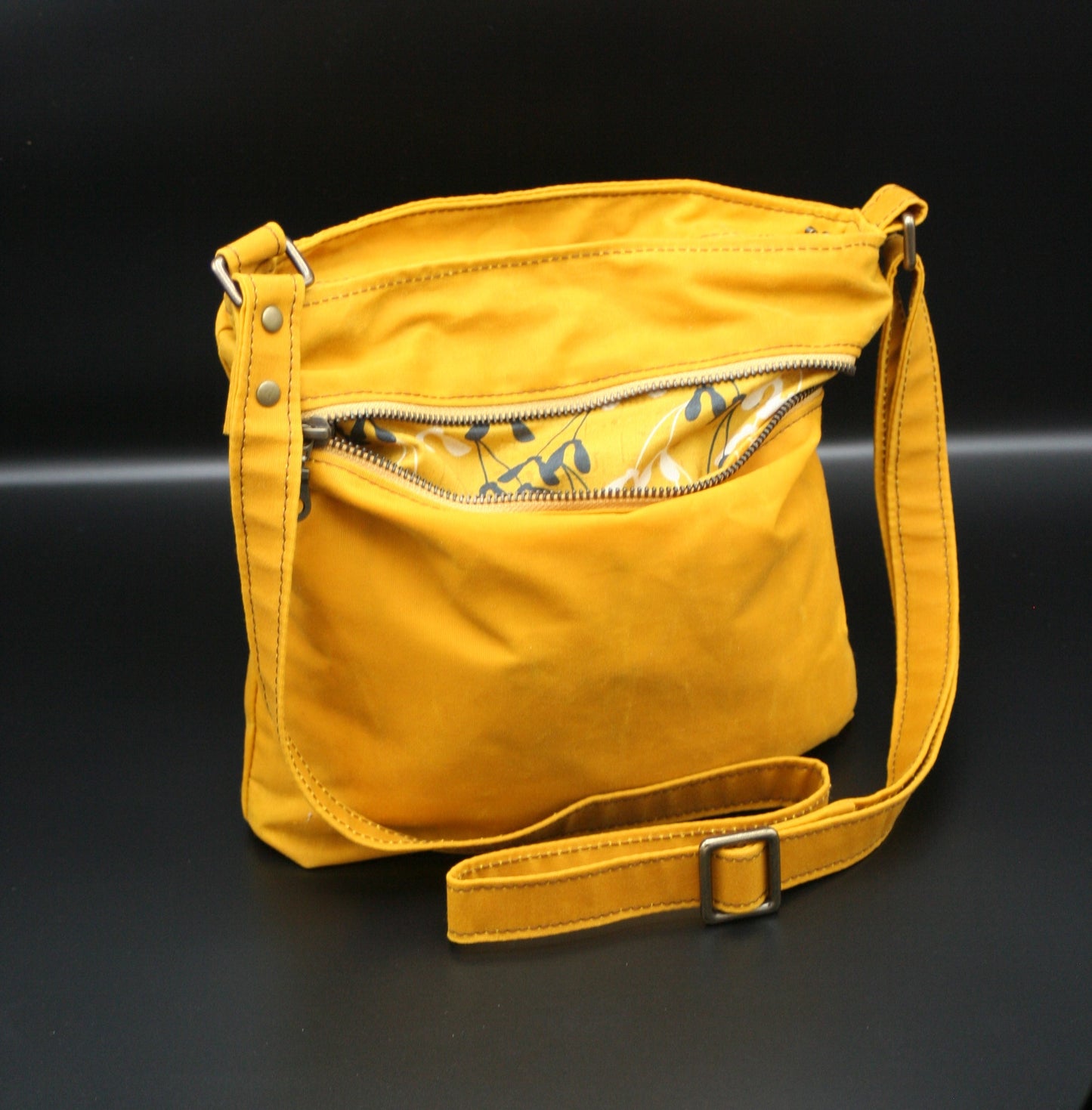 Waxed Canvas Purse